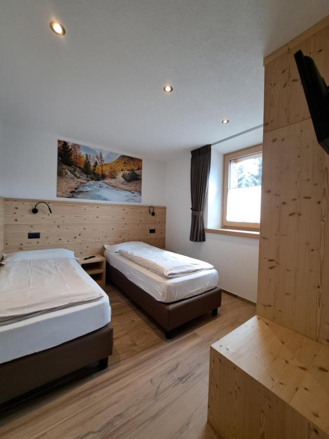 Bait da Pemont Apartment Livigno Bagian luar foto