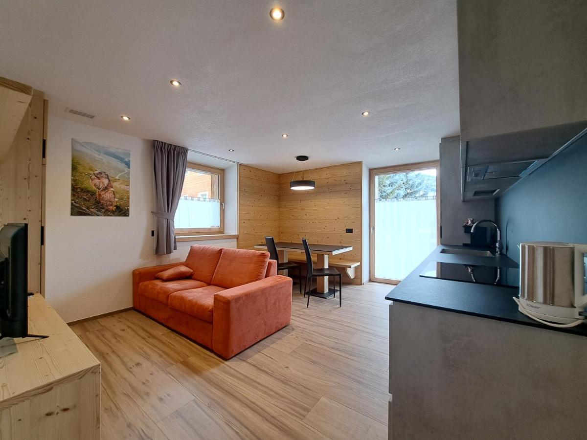 Bait da Pemont Apartment Livigno Bagian luar foto